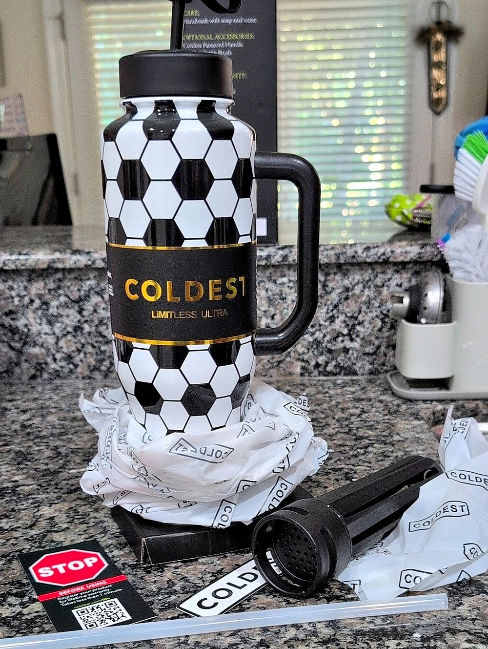 Coldest Limitless Ultra 46 oz Soccer Ball Bottle NWT
